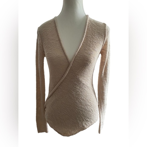 Free People deep v-neck cream long sleeve cotton linen women’s cozy top Sz XS - Picture 1 of 8